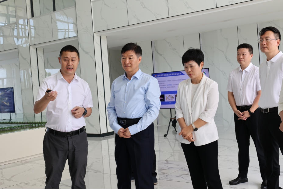 海南省委副書記，省長(zhǎng)劉小明到晨海調(diào)研